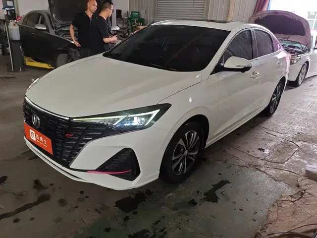 Changan Eado 2023 Enjoy Edition PLUS Blue Whale NE 1.4T GDI DCT Premium Edition