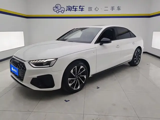 Audi A4L 2023 40 TFSI Luxury Sport