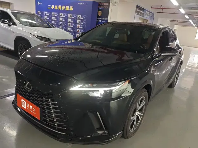 Lexus RX 2025 300 4WD Premium Edition