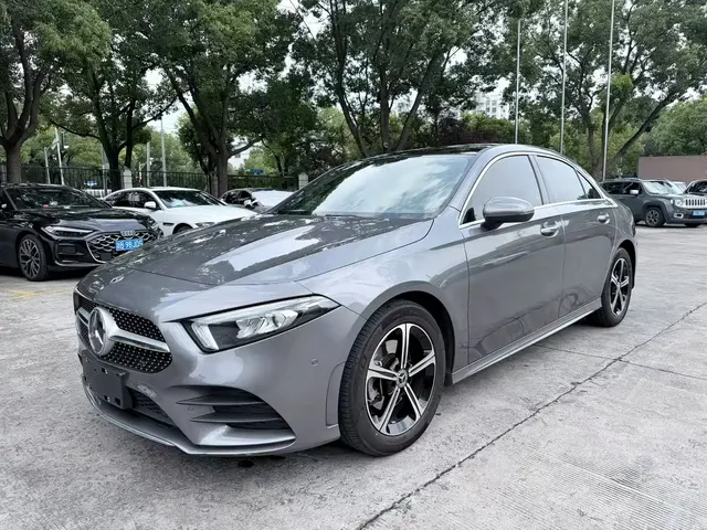 Mercedes-Benz A-Class 2022 Facelift III A 200 L Sport Sedan Fashion