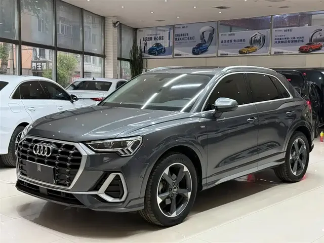Audi Q3 2023 35 TFSI Fashion Dynamic (1.4T)