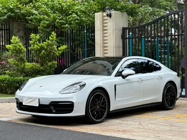 Porsche Panamera 2023 Facelift Panamera 2.9T Platinum Edition