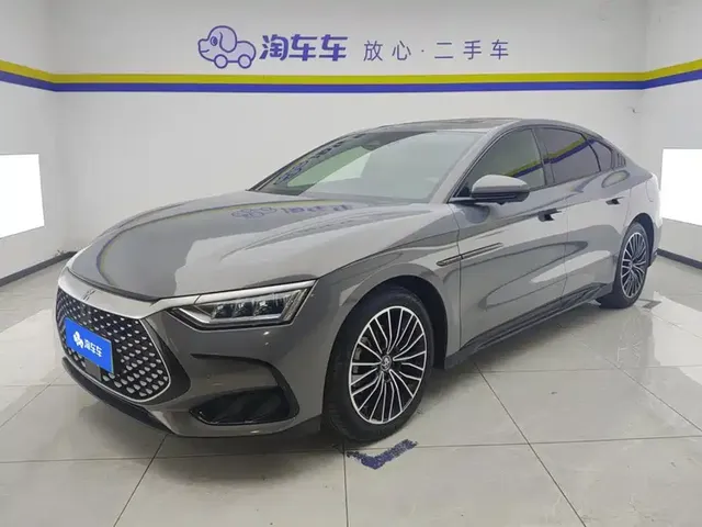 BYD Han 2024 DM-i Glory Edition 121KM Honor
