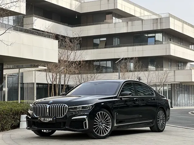 BMW 7 Series 2021 Model 730Li M Sport Package