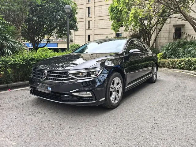Volkswagen Magotan 2023 2 Million Units Commemorative Edition 280TSI DSG Comfort