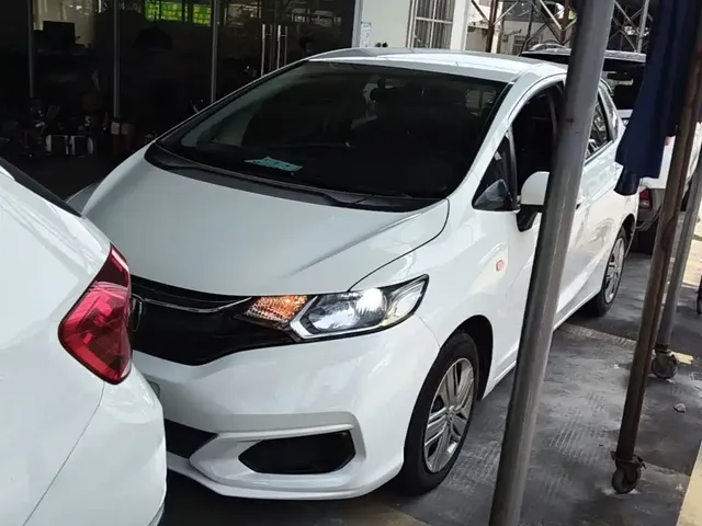 Honda Fit 2020 1.5L CVT Comfort Edition