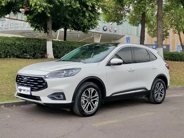 Ford Escape 2020 EcoBoost 245 2WD Smart Premium Edition