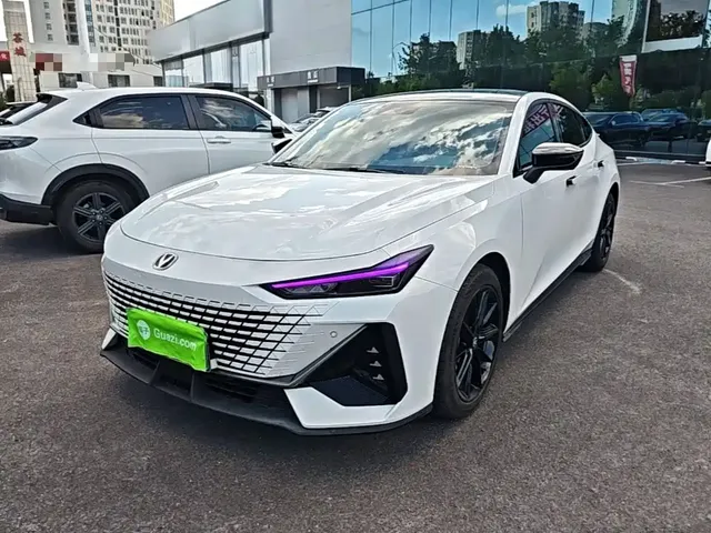 Changan UNI-V 2024 1.5T High Performance Edition