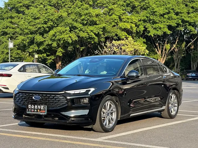 Ford Mondeo 2023 EcoBoost 245 Luxury