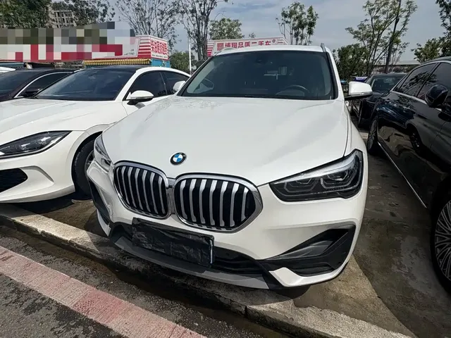 BMW X1 2022 sDrive25Li Leading