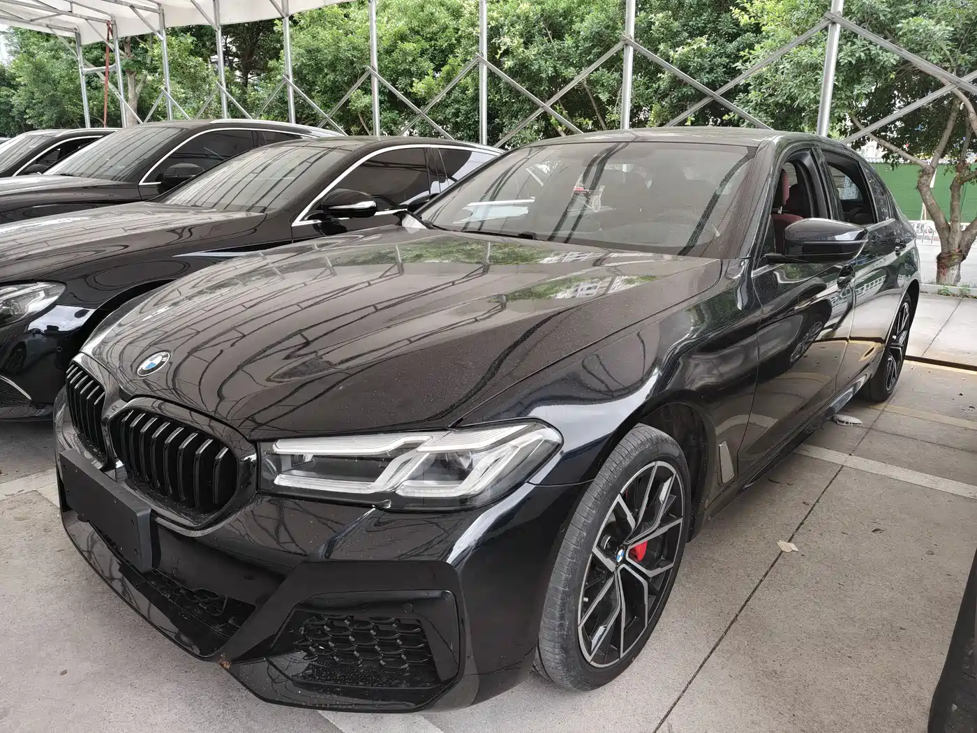 BMW 5 Series 2021 525Li Luxury Package