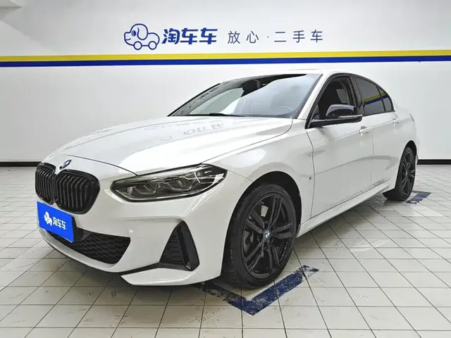 BMW 1 Series 2021 125i M Sport Black Night Edition