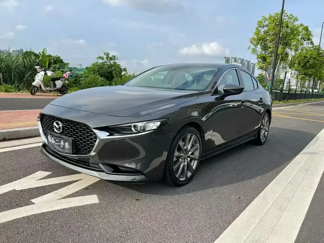 Mazda 3 Axela 2020 2.0L Automatic Zhi Ya Edition
