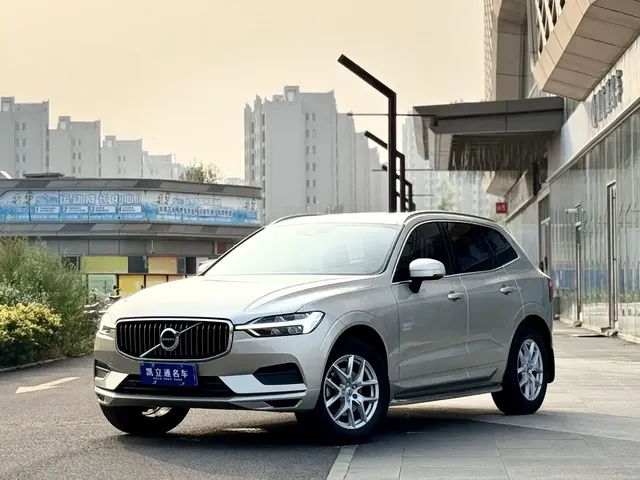 Volvo XC60 2019 T5 AWD Zhi Yi Edition China V