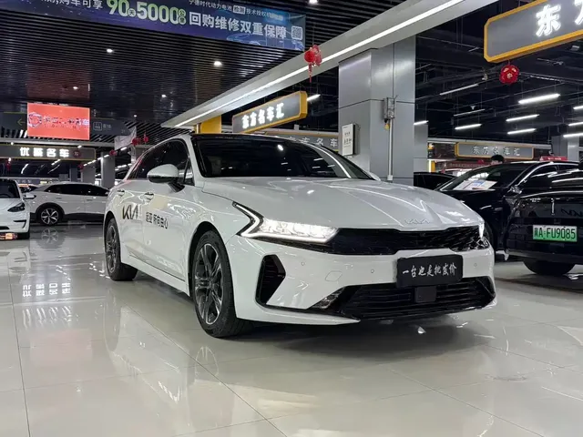 Kia K5 2025 1.5T Premium Edition