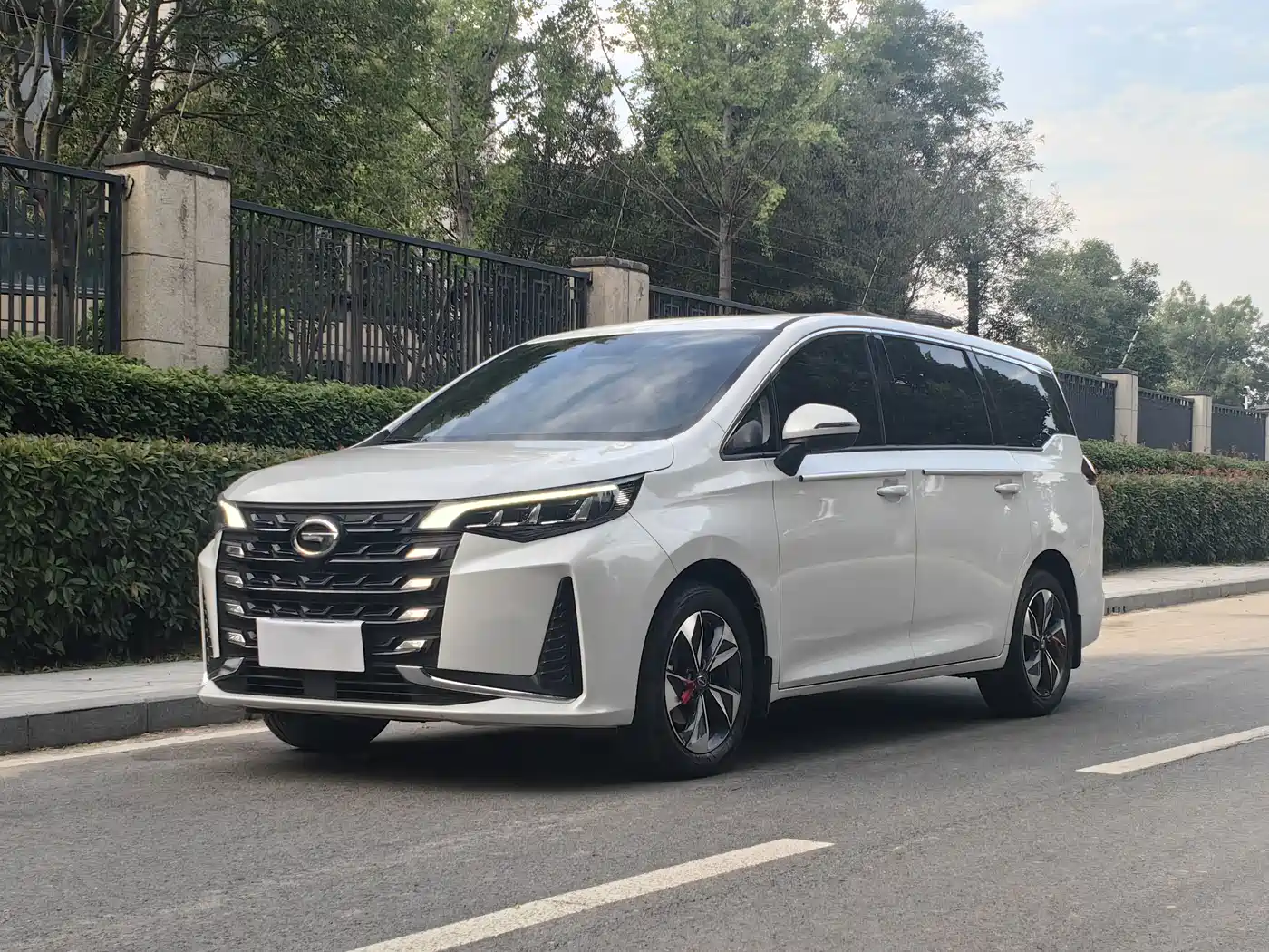 GAC Trumpchi M6 2023 PRO 270T DCT Luxury Edition