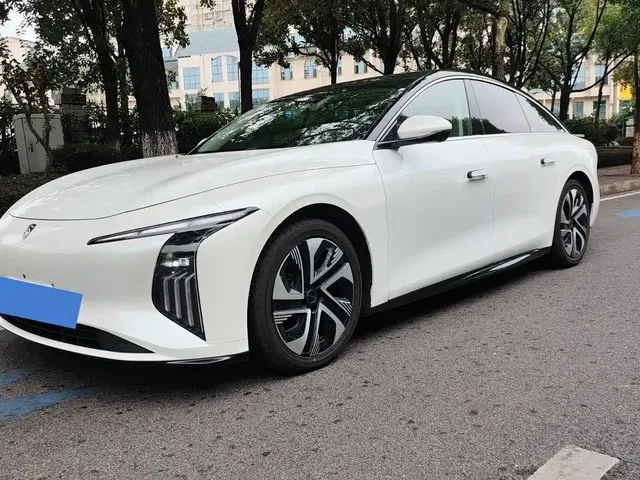 Dongfeng Fengxing Stellar S7 2025 235km Extended Range Enjoyment Edition