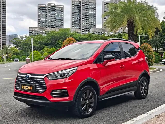 BYD Yuan New Energy 2018 EV360 Smart Connected Cool Type