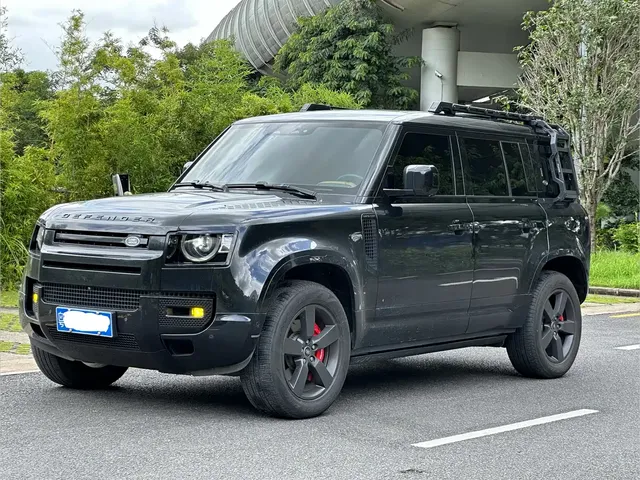 Land Rover Defender 2023 Facelift 110 3.0T P400 X-DYNAMIC HSE