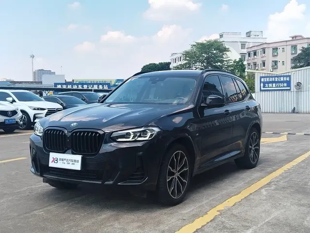 BMW X3 2022 xDrive30i Leading M Night Package