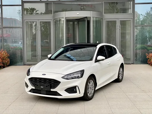 Ford Focus 2021 Hatchback EcoBoost 180 Auto Trend