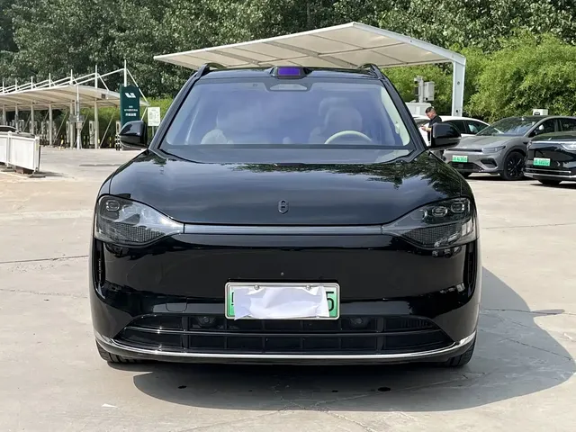 AITO Wenjie AITO M9 2024 Range Extender Ultra 52kWh 6-seater