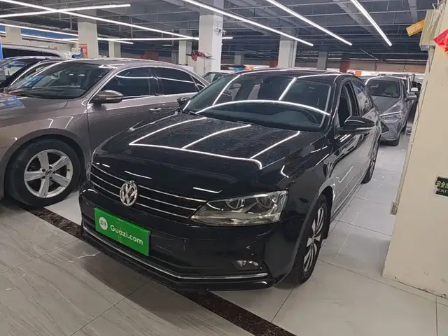 Volkswagen Sagitar 2018 1.6L Automatic Comfort