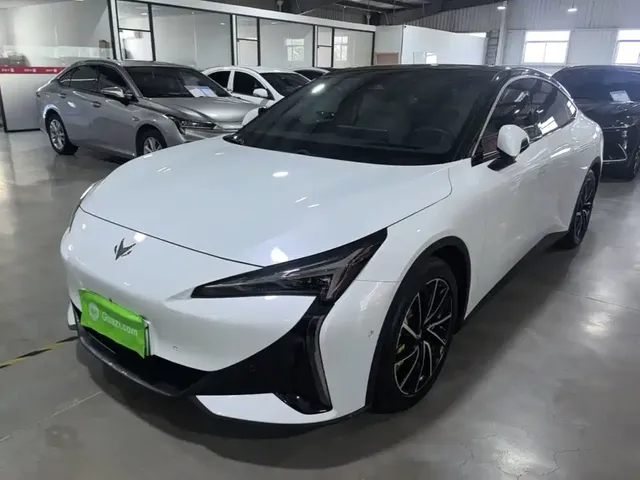 ARCFOX Alpha S5 2024 560MAX 185kW
