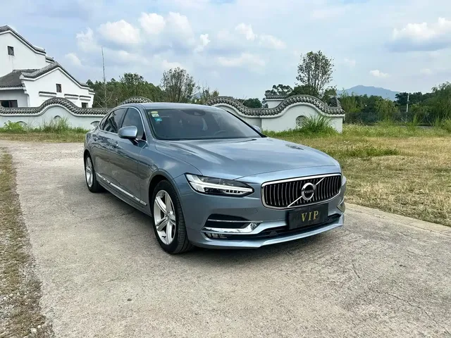 Volvo S90 2019 T5 Momentum