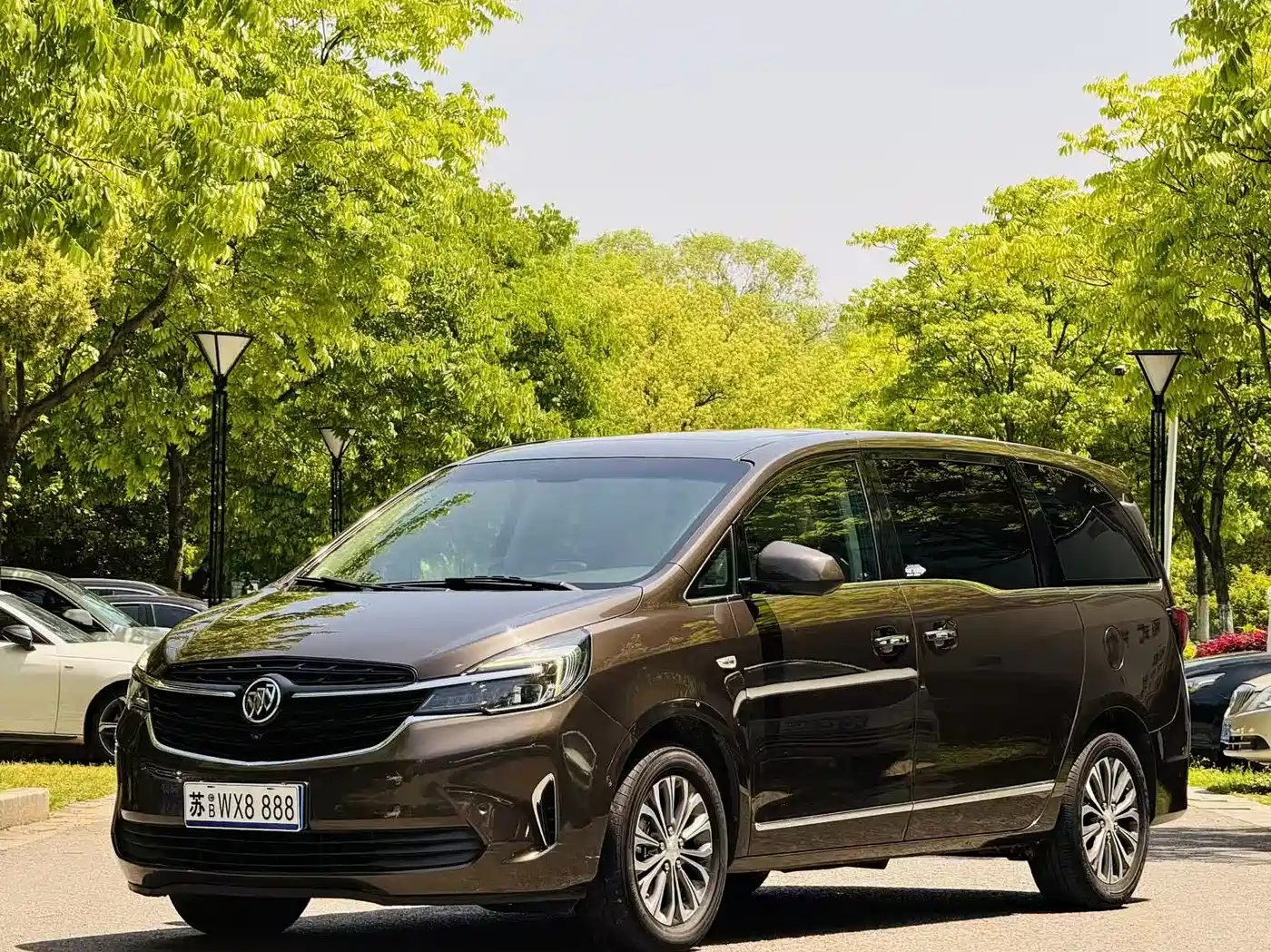 Buick GL8 2020 Land Business Class 652T Premium