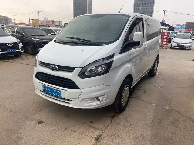 Ford Transit 2019 2.0T Diesel Business Travel Short Wheelbase Low Roof 7-seater China VI