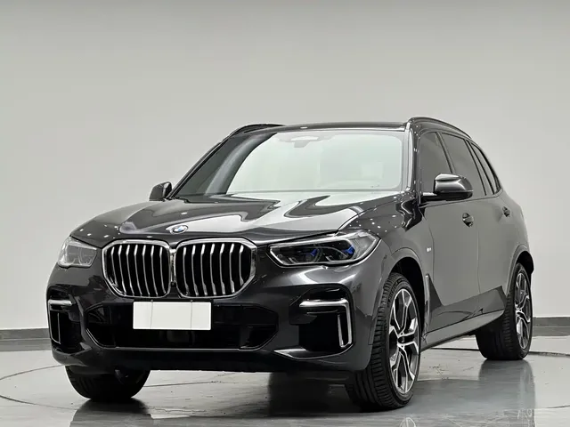BMW X5 2022 xDrive 40Li Premium M Sport Package