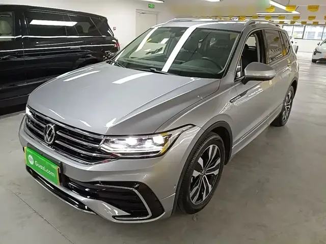 Volkswagen Tiguan L 2023 Facelift 330TSI Auto FWD R-Line Premium