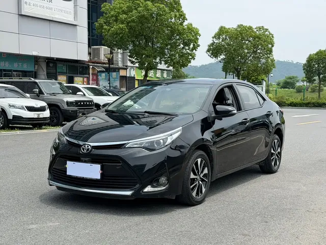 Toyota Levin 2018 185T CVT Premium Edition China V