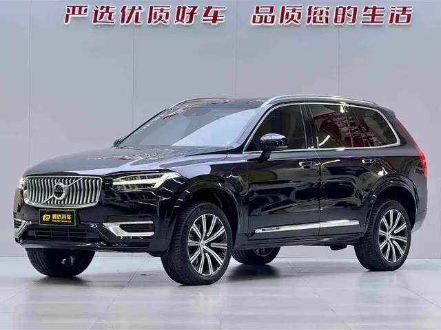 Volvo XC90 Plug-in Hybrid 2022 E-Drive Hybrid T8 Smart Premium Luxury 7-Seater