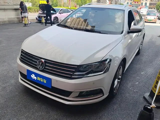 Volkswagen Lavida Tour 2017 230TSI DSG Comfort Edition