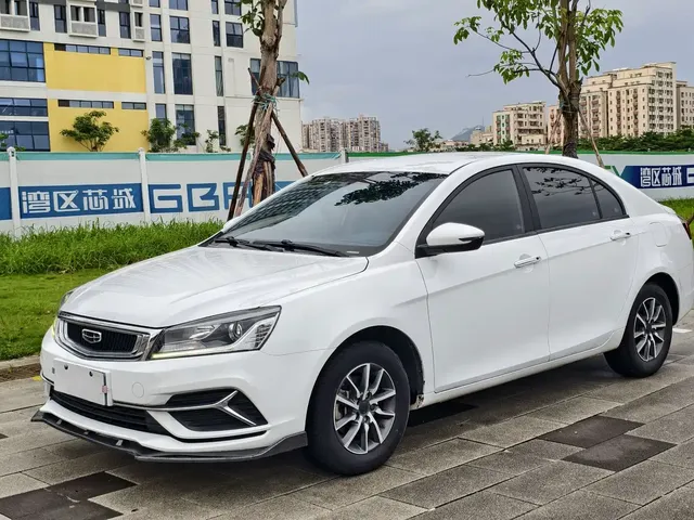 Geely Emgrand 2019 Leading Edition 1.5L CVT Luxury Type China VI