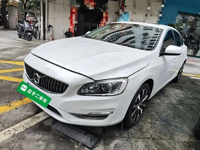 Volvo S60 2018 S60L T3 Momentum