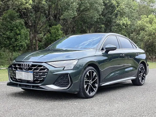 Audi A3 2025 A3L Limousine 35TFSI Flying Premium
