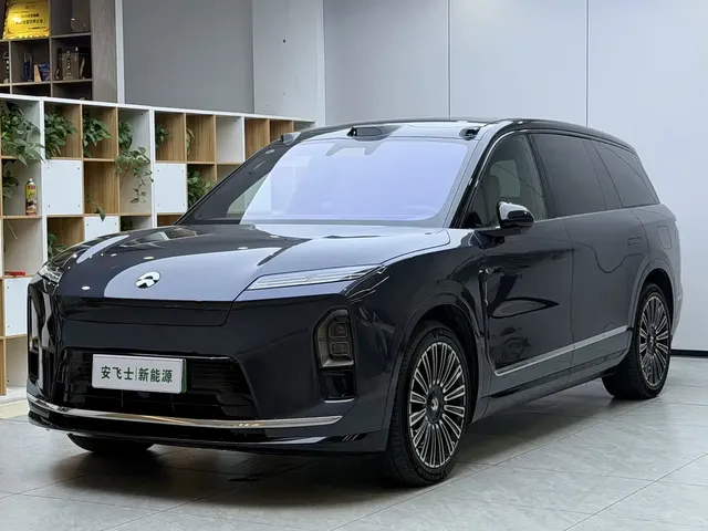 NIO ES8 2025 Model 6-Seat Executive Luxury Edition