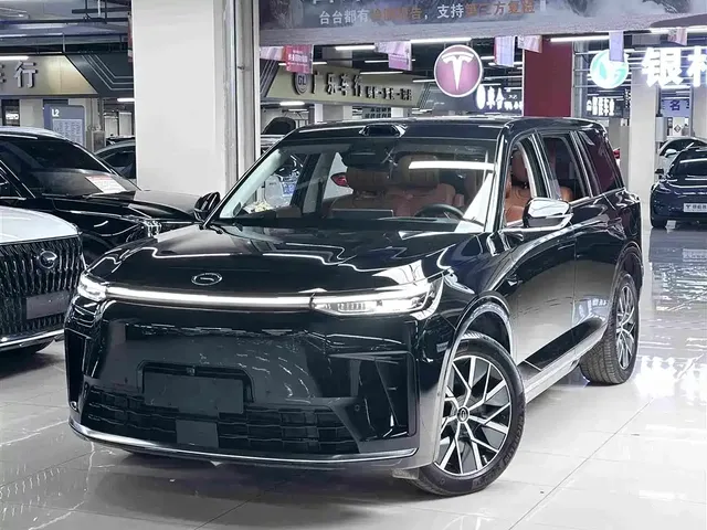 GAC Trumpchi Vision S9 2025 1.5T Hybrid Premium