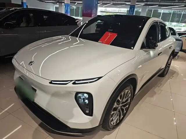 NIO EC6 2024 75kWh