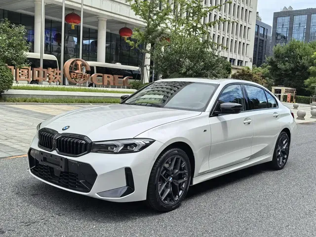 BMW 3 Series 2026 330Li M Sport Shadowline Package