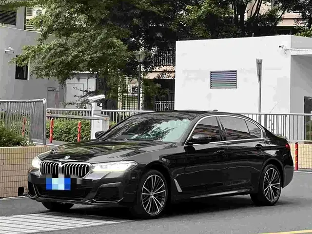 BMW 5 Series 2021 530Li Leading M Sport Package