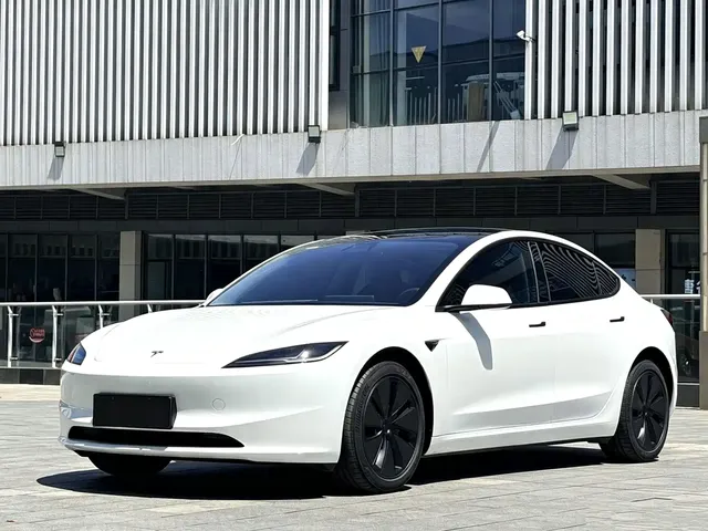 Tesla Model 3 2025 Model Rear-Wheel Drive Edition