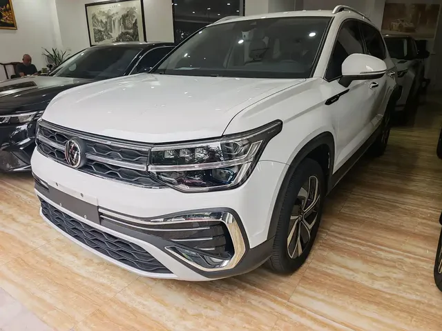 Volkswagen Tharu 2024 300TSI 2WD Full Moon Edition