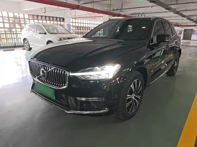 Volvo XC60 2022 B5 AWD Inscription