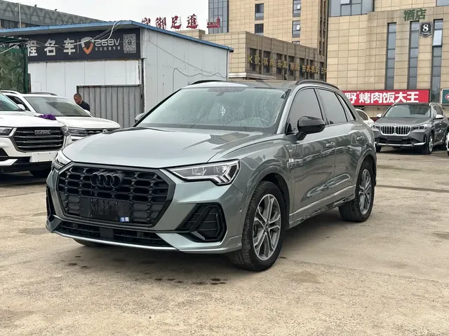 Audi Q3 2023 35 TFSI Fashion Dynamic (1.4T)