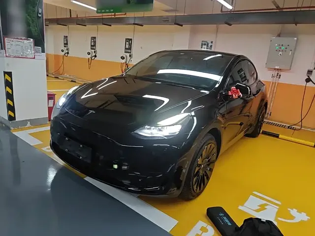 Tesla Model Y 2022 Facelift Rear-Wheel Drive Version