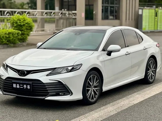 Toyota Camry 2021 2.5G Luxury Edition